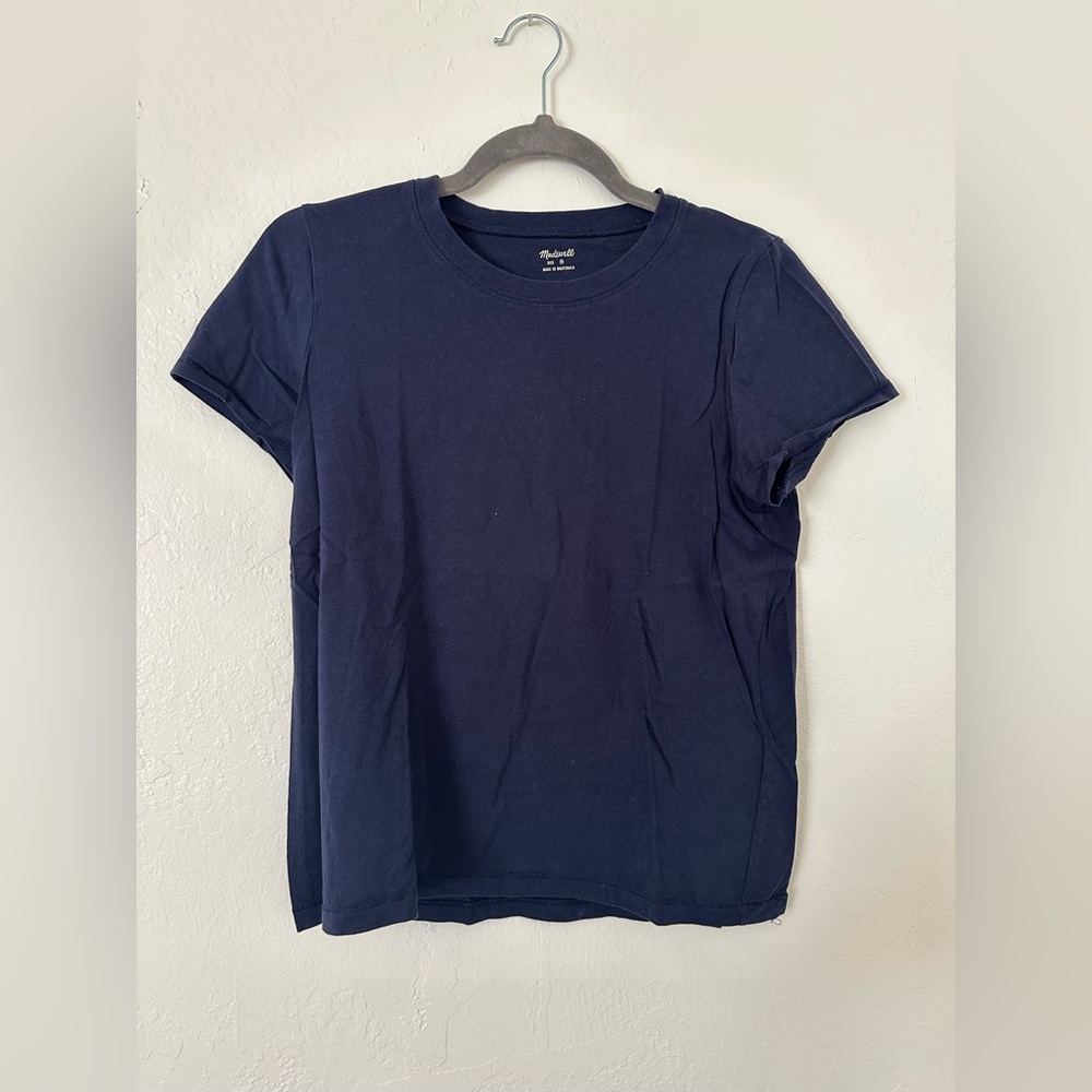 Madewell navy tshirt size small